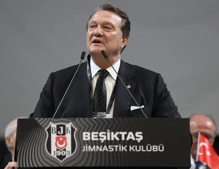 Beşiktaş Tüpraş Stadyumu Espor Merkezinde sahte Beşiktaş, Fenerbahçe ve Galatasaray formaları basıldığı iddia edildi. - Sözcü